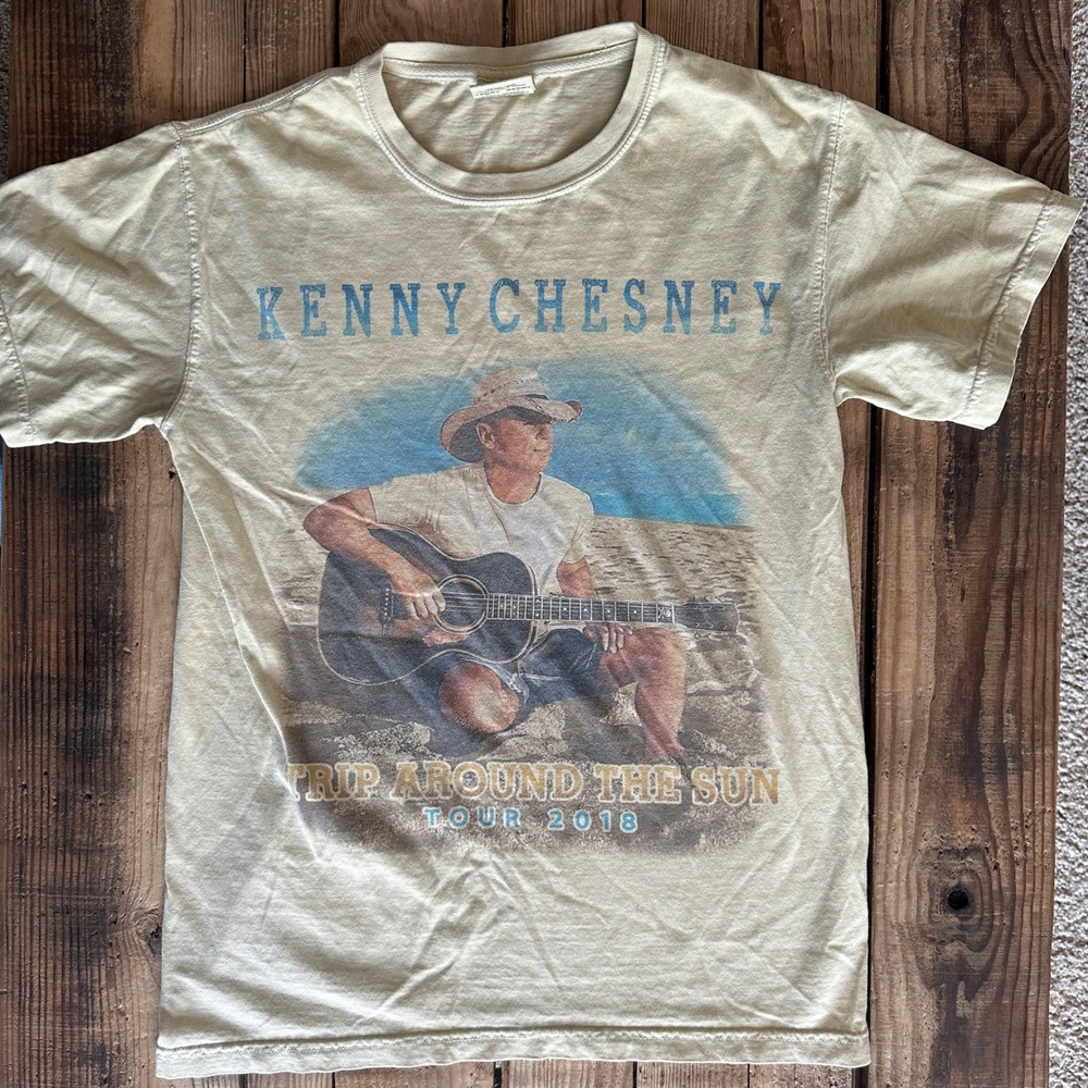 Kenny Chesney Trip Around the Sun Tour 2018 T-Shirt Comfort Colors Cream Small